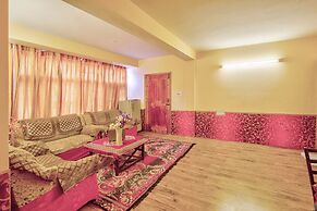 Hotel Monarch Residency Manali