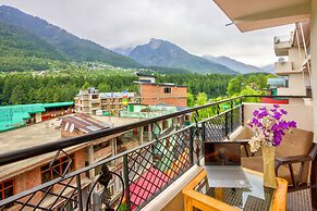 Hotel Monarch Residency Manali