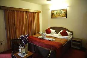 Hotel Monarch Residency Manali