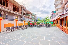 Hotel Monarch Residency Manali
