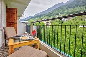 Hotel Monarch Residency Manali