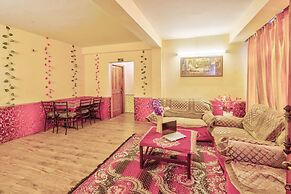 Hotel Monarch Residency Manali