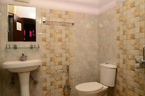 Hotel Monarch Residency Manali