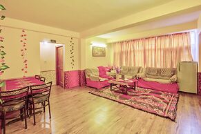 Hotel Monarch Residency Manali