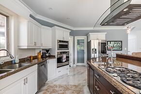 GLOBALSTAY. Unique 5BR Villa. Swimming Pool. HOT TUB