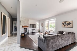 GLOBALSTAY. Unique 5BR Villa. Swimming Pool. HOT TUB