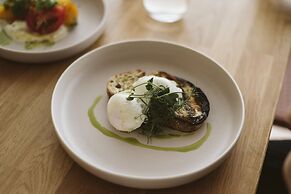 The Muse Christchurch, Art Hotel