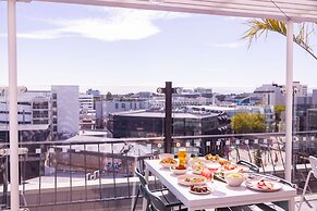 The Muse Christchurch, Art Hotel