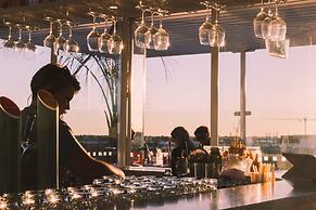 The Muse Christchurch, Art Hotel