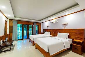Lisha Grand Hotel
