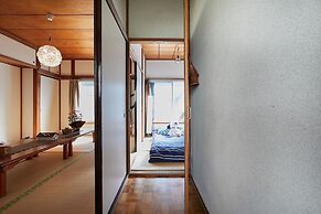 Comma House Nakano