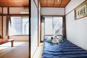 Comma House Nakano