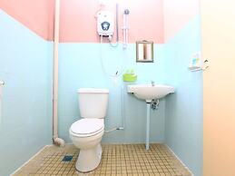 Super OYO 89640 Hotel Pelangi Marang