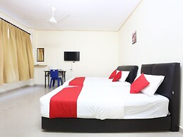 Super OYO 89640 Hotel Pelangi Marang