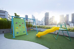 The Quarter Phromphong by UHG