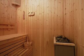 The Quarter Phromphong by UHG