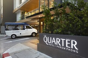 The Quarter Phromphong by UHG