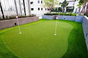 The Quarter Phromphong by UHG