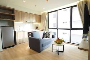 The Quarter Phromphong by UHG