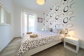 Apartments Mali Nono