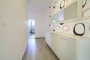 Apartments Mali Nono