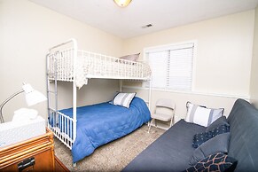 Heart Of Ogden, 25 Minutes To Snowbasin Ski Resort 3 Bedroom Duplex by