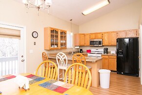 Charming Ogden Town Home, 25 Min To Snowbasin Ski Resort 3 Bedroom Dup