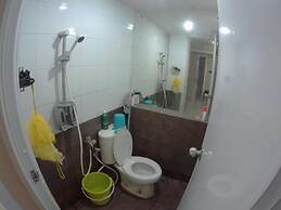 Apartment Green Pramuka by Vincent