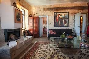 Antique Luxury Suite 75sq.m.