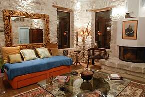 Antique Luxury Suite 75sq.m.