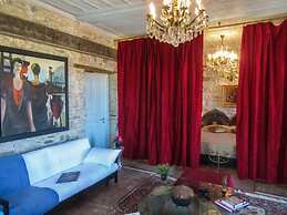 Antique Luxury Suite 75sq.m.