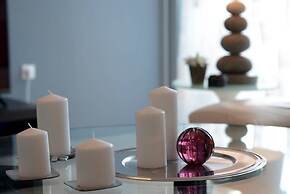 New Superb & Luminous 2 Bedroom Apartment