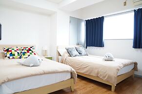 Metro Daikoku Apartment