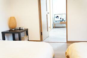 Metro Daikoku Apartment