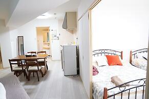 Metro Daikoku Apartment