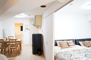 Metro Daikoku Apartment