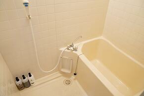 Metro Daikoku Apartment