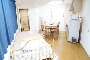 Metro Daikoku Apartment