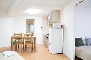 Metro Daikoku Apartment