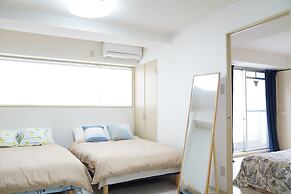 Metro Daikoku Apartment