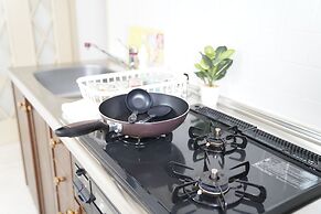 Metro Daikoku Apartment