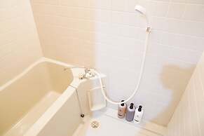 Metro Daikoku Apartment