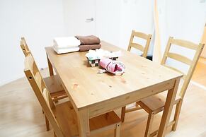 Metro Daikoku Apartment