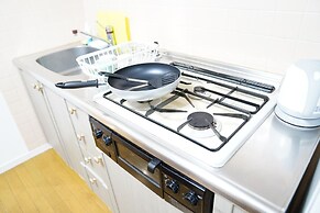 Metro Daikoku Apartment