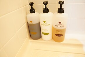 Metro Daikoku Apartment