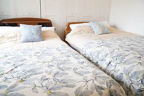 Metro Daikoku Apartment