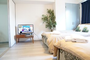 Metro Daikoku Apartment