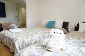 Metro Daikoku Apartment