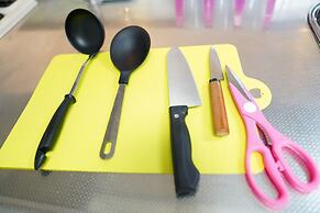 Metro Daikoku Apartment