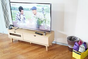 Metro Daikoku Apartment